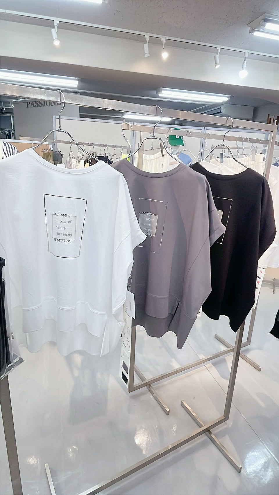 【PASSIONE】プリントTシャツ/26938