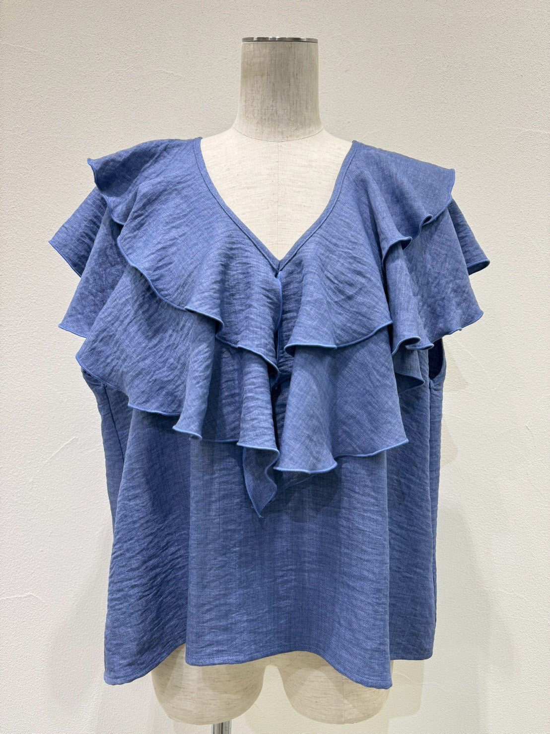 【CYAN TOKYO】レイヤーフリルフレンチトップス/601481