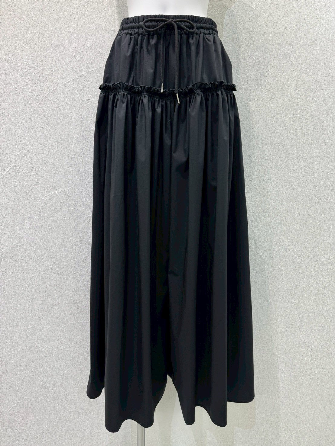 【CYAN TOKYO】フリルギャザーバギー/601456