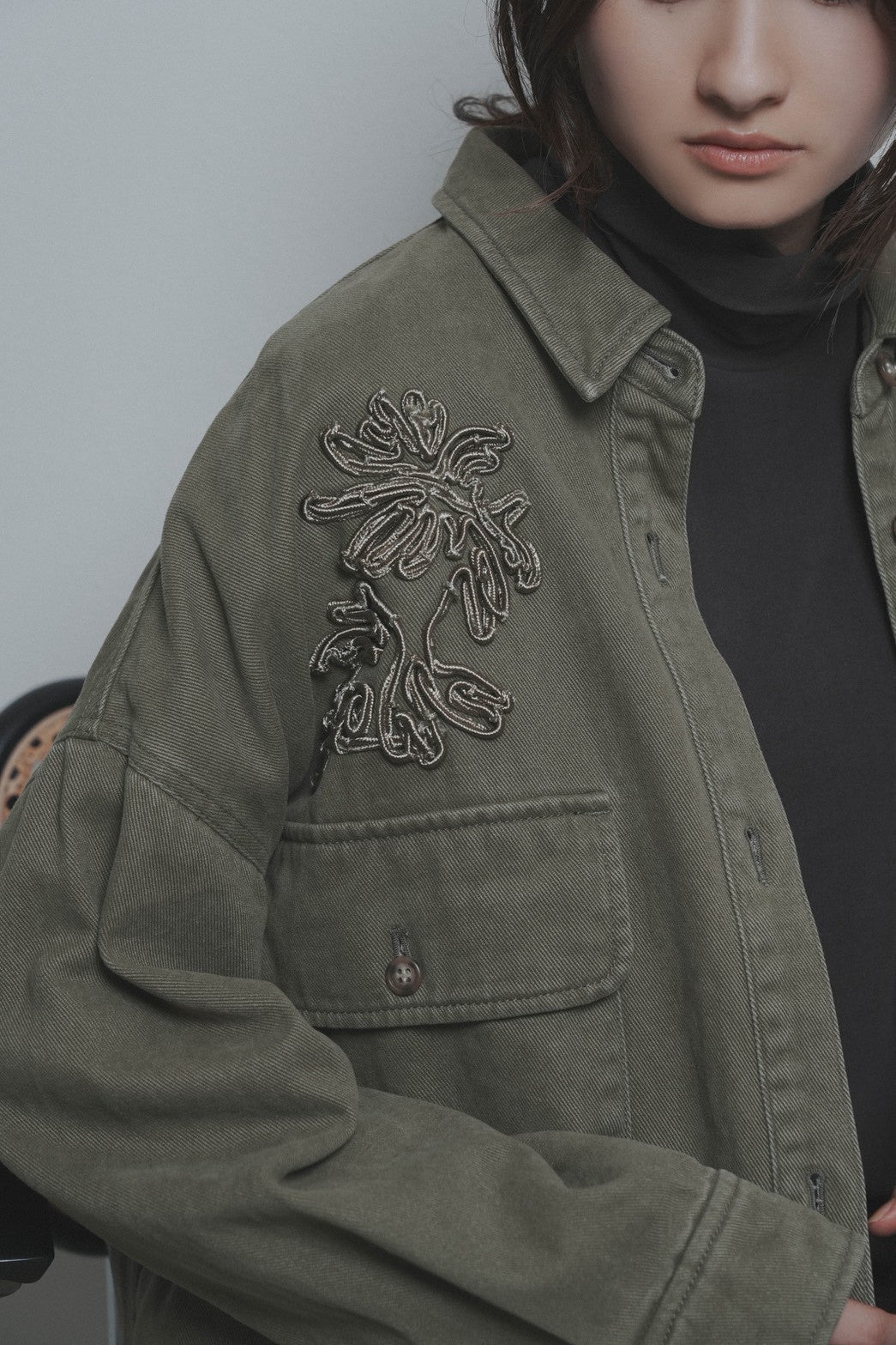 【CYAN TOKYO】刺繍オーバーシャツブルゾン/607532