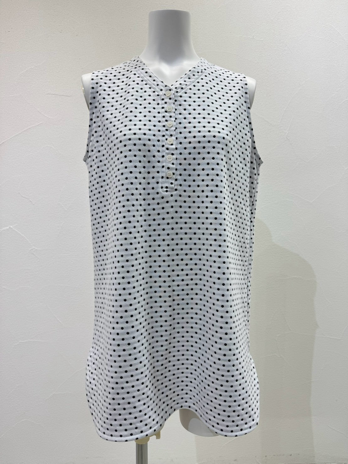 【CYAN TOKYO】ノースリドットVヘンリー/710563