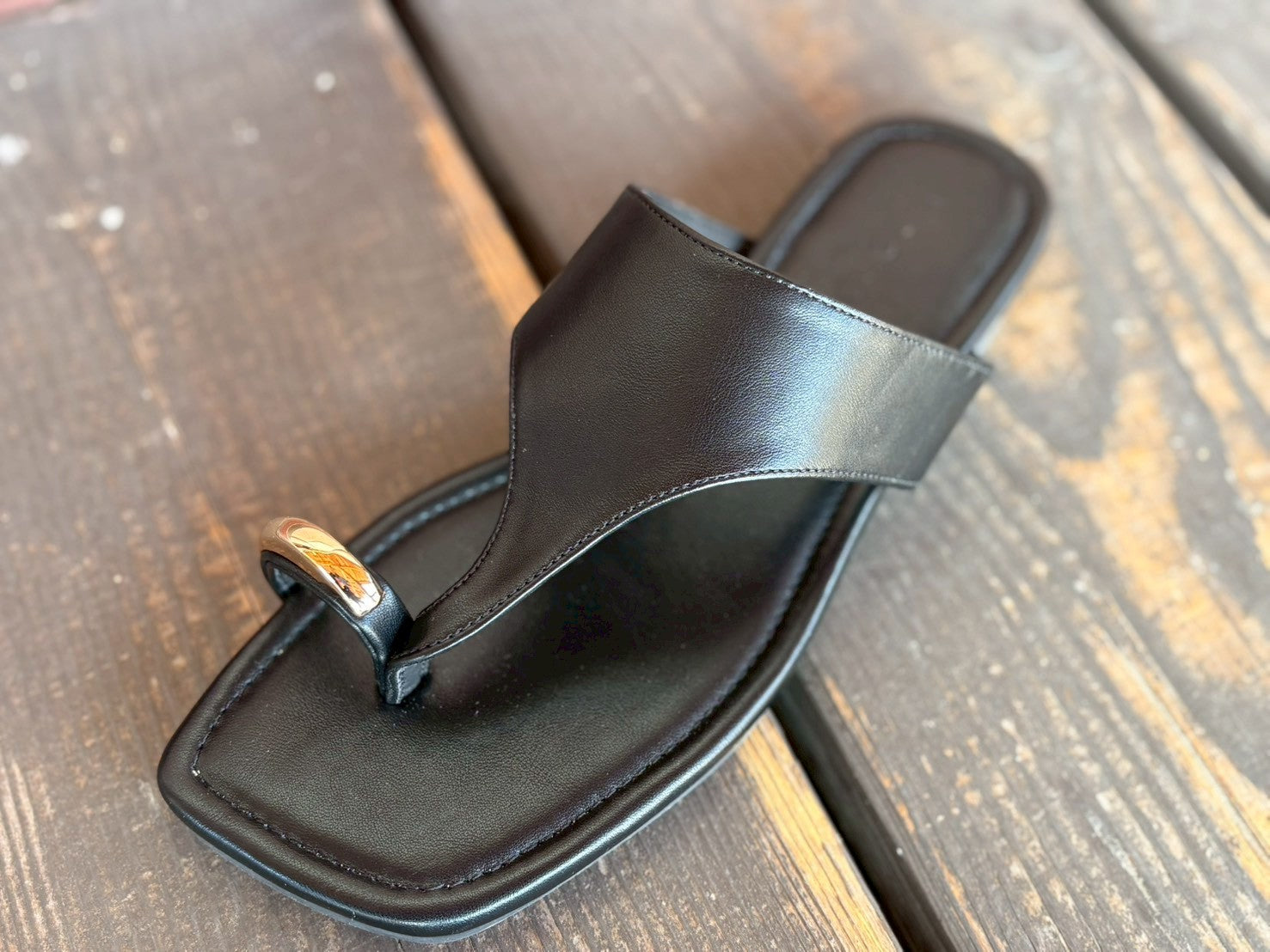 【libero】トングサンダル/25029