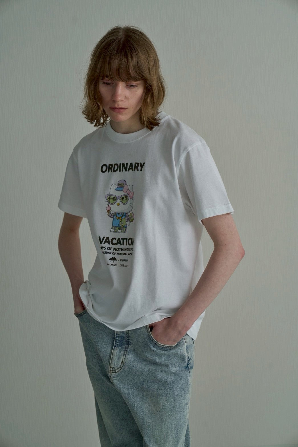 【Ordinary】Ordinaryミーツスリーアーティストコラボレーションズ キティTシャツ/BO26-539T