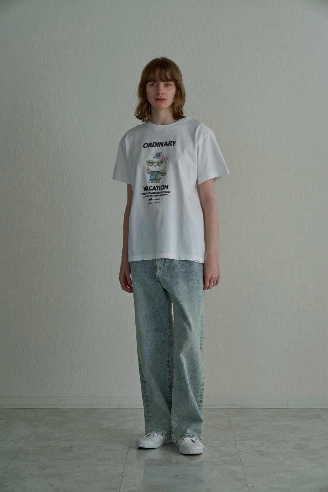【Ordinary】Ordinaryミーツスリーアーティストコラボレーションズ キティTシャツ/BO26-539T