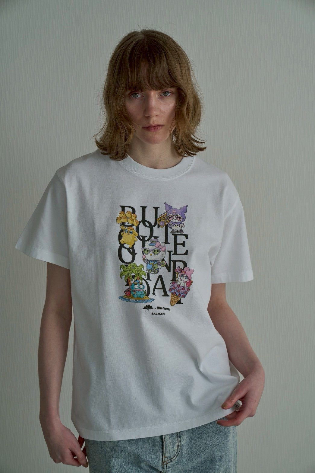 【Ordinary】Ordinaryミーツスリーアーティストコラボレーションズ ランダムタイポTシャツ/BO26-541T