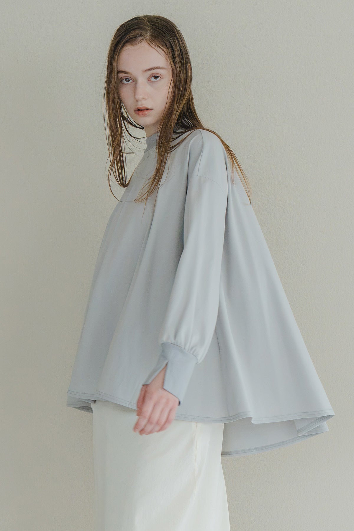 【WHYTO.】AラインフレアT/WHT26HCS4009