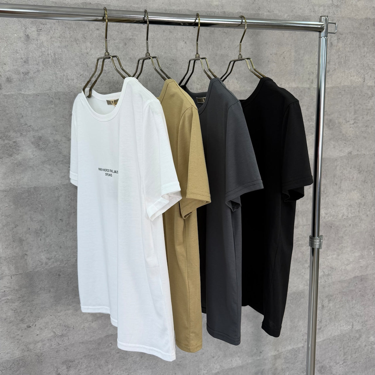 【Anna Kerry】ミニロゴコンパクトTシャツ/85262916