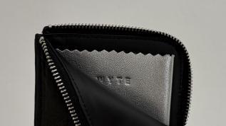 【WYTE】ペイズリーエンボスコンパクトウォレット/11-90392