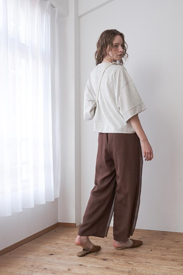 【akane】ショート丈Tシャツ/26168-1965J-G