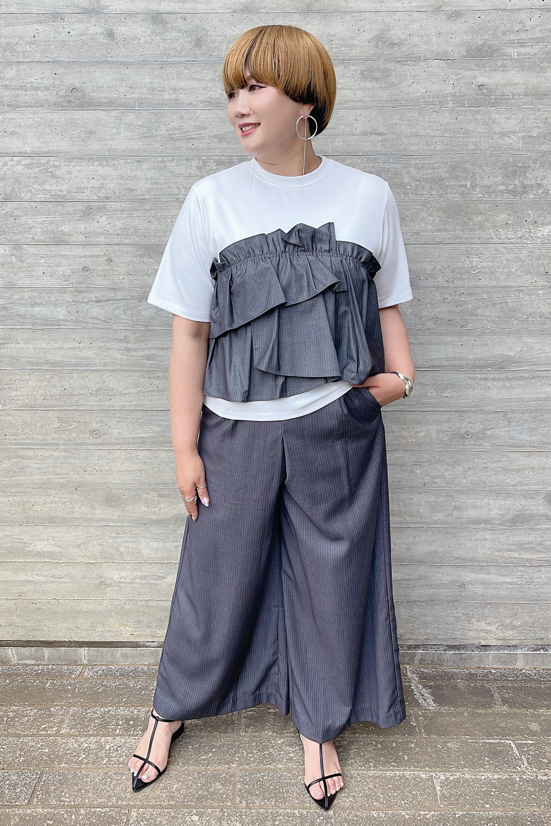 セットアップ着回し〈ドッキングビスチェデザインT×ワイドパンツ〉