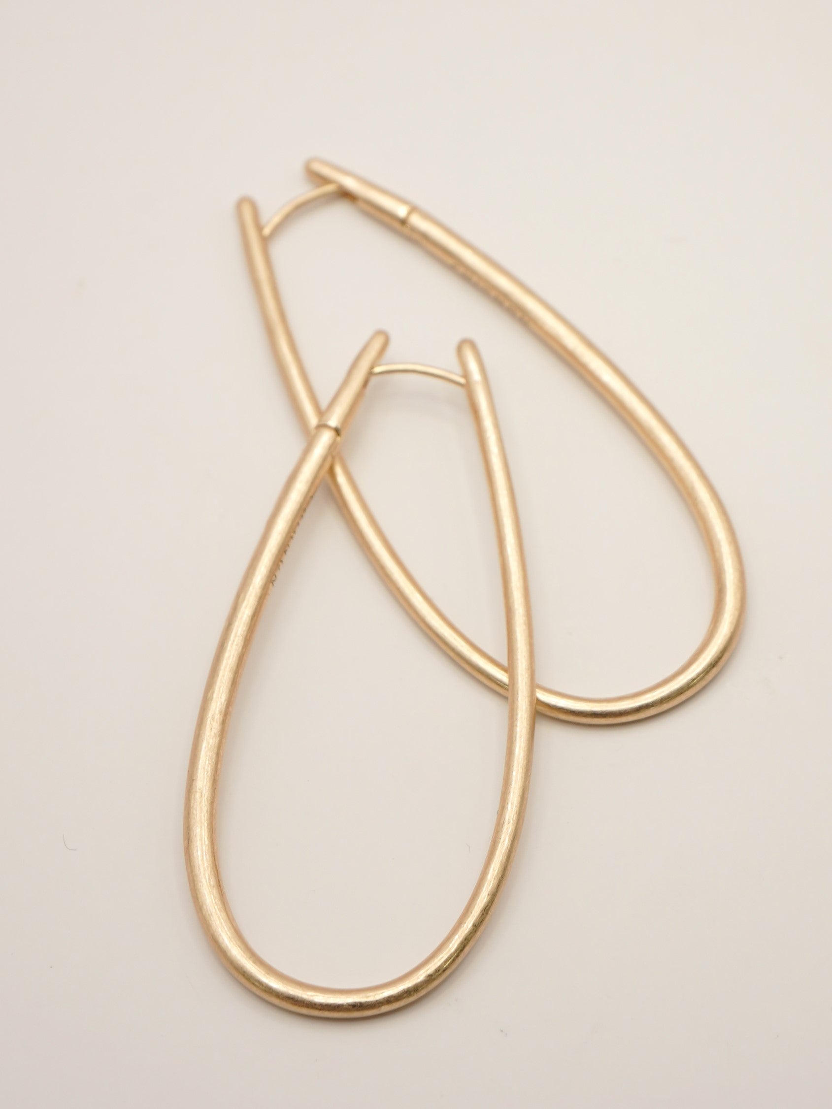 【CHIGNON】ドロップフープワンタッチピアス/0061-112SH