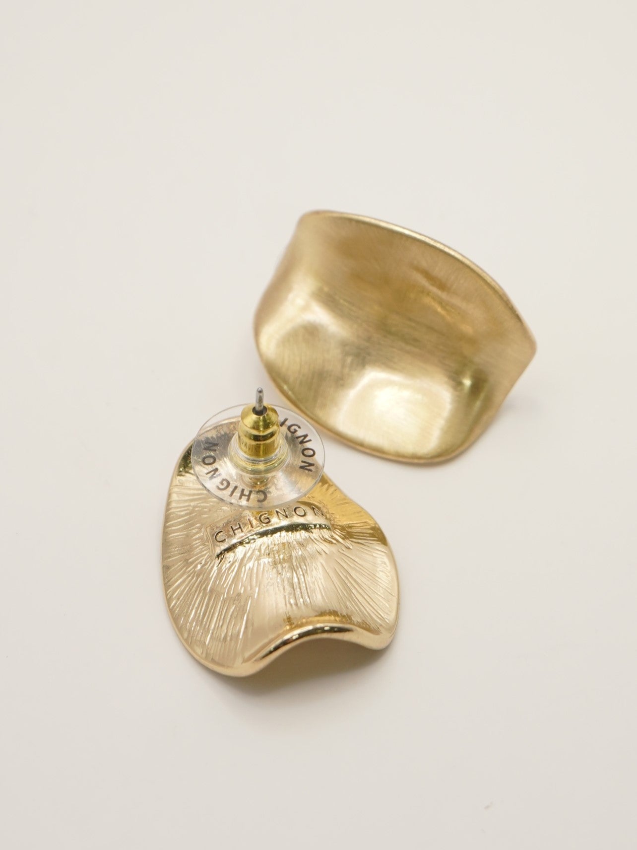 【CHIGNON】ヘアラインニュアンスピアス/0061-122RT