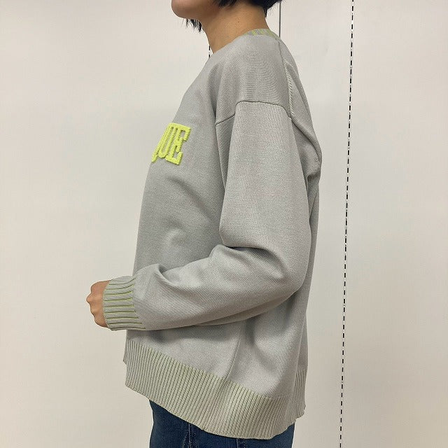 【C'EST MOI】ブラシ刺繍ロゴプルオーバー/10256049