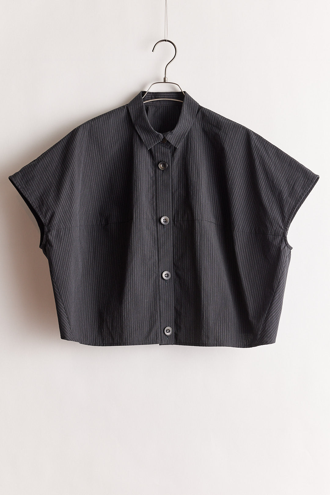 【STELLA CIFFON】ナチュラルリップルボイルボリュームトップ/ST2-26406