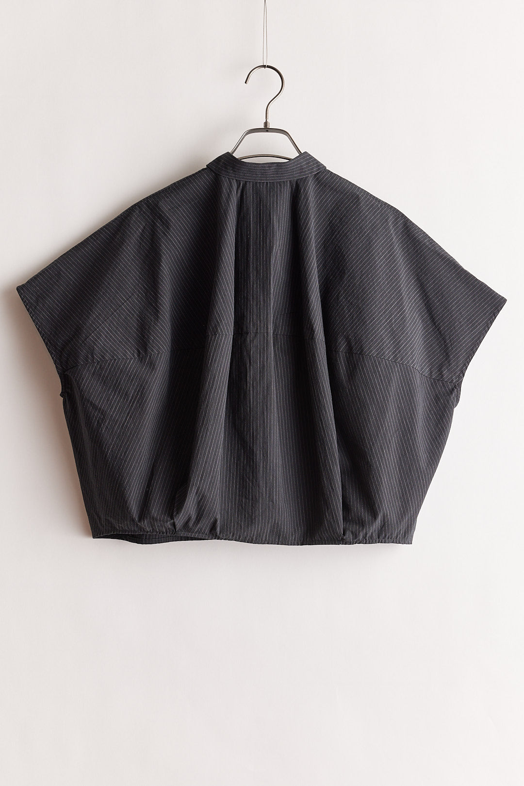 【STELLA CIFFON】ナチュラルリップルボイルボリュームトップ/ST2-26406