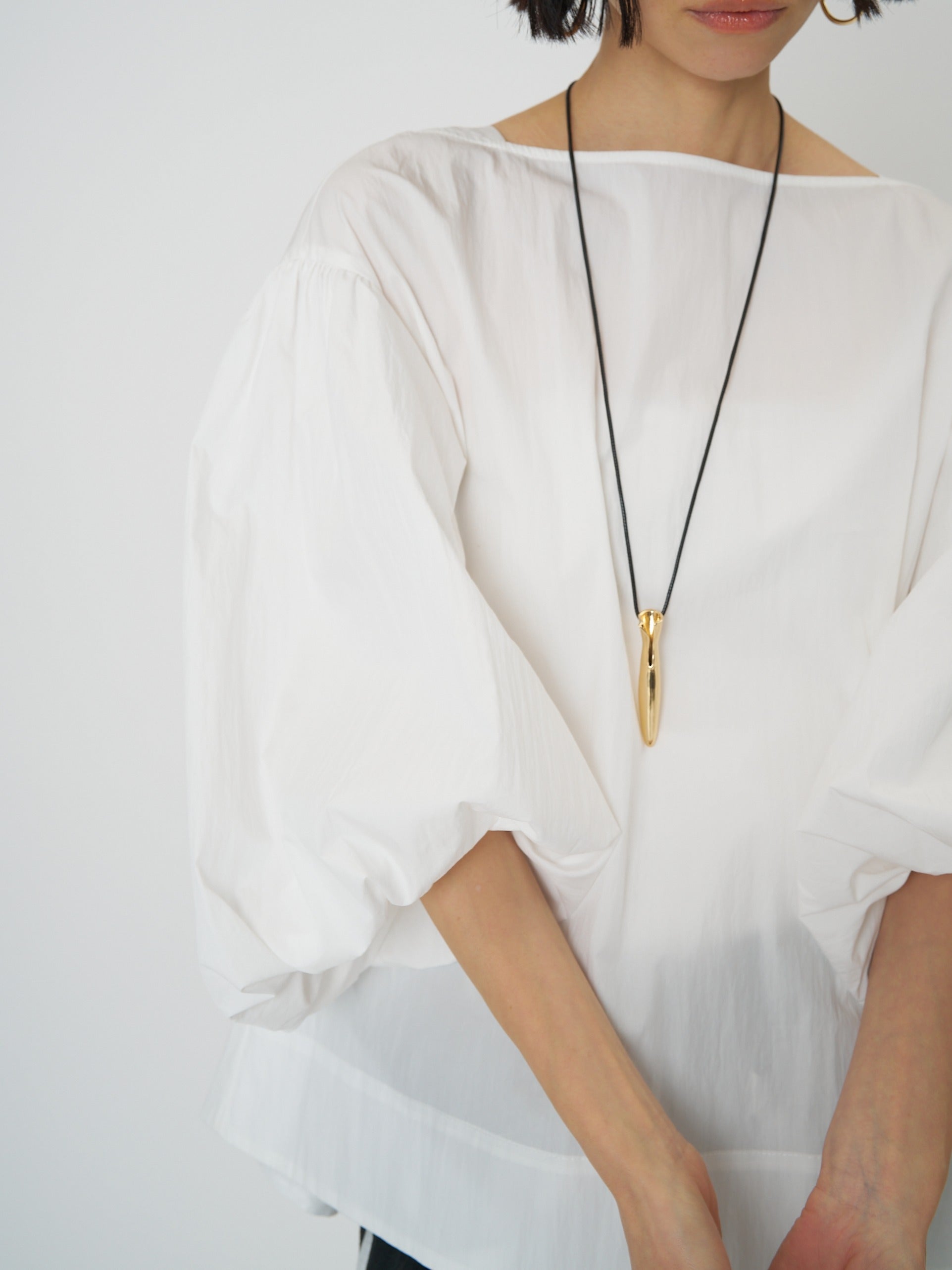 【CHIGNON】 バルーンスリーブブラウス/1261-033MK