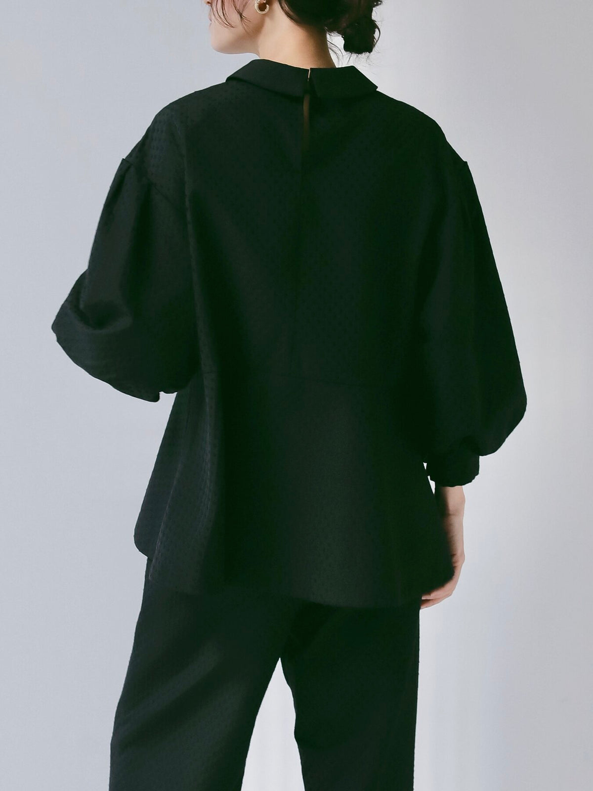 【CHIGNON】ドットジャカードペプラムプルオーバー/1266-611BZ