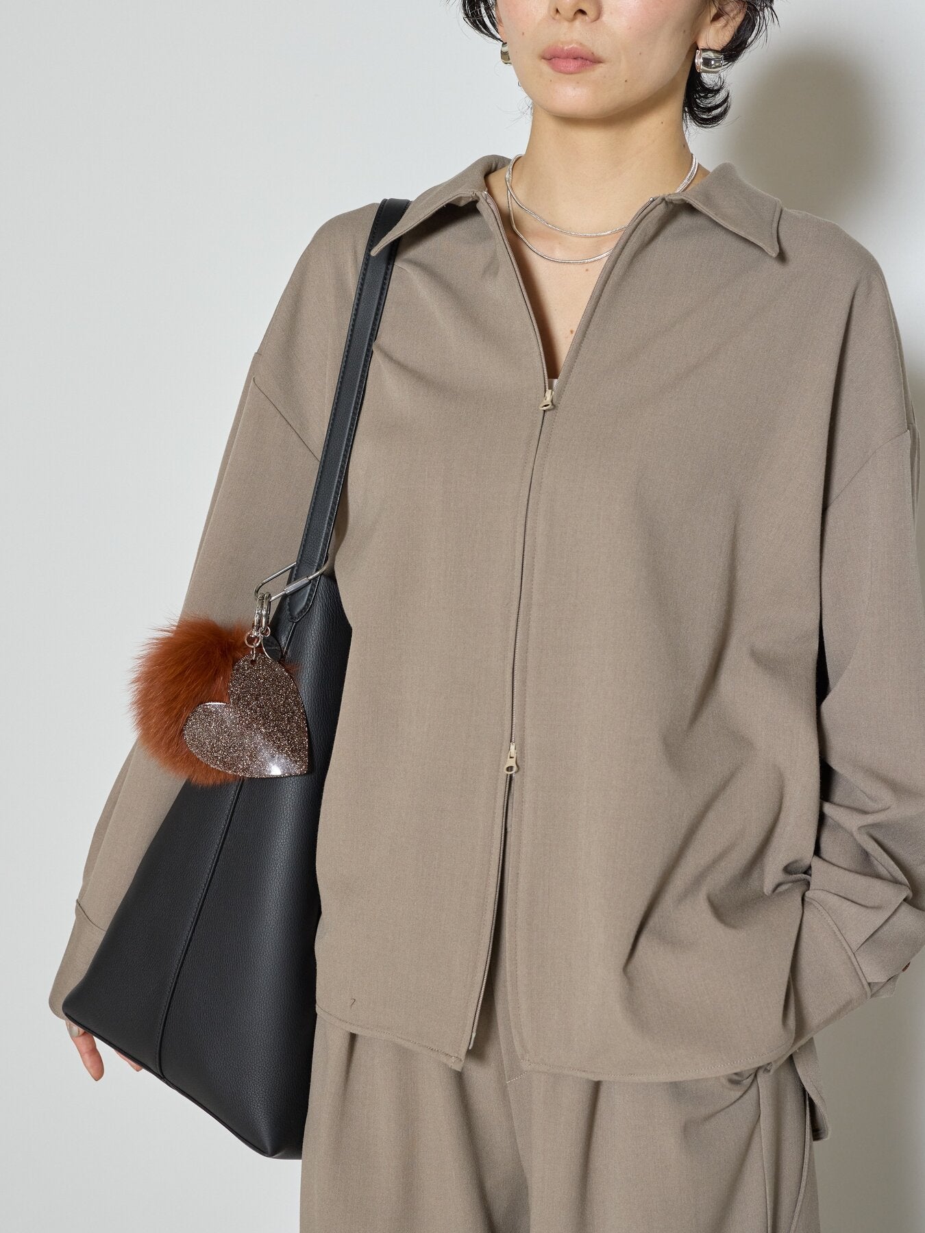 【CHIGNON】スマートシルエットスキッパーシャツ/1565-312KK