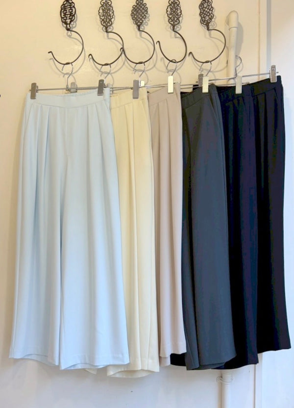 【再販・新色追加】【anana】着痩せハイウエストストレートパンツ/a92-027