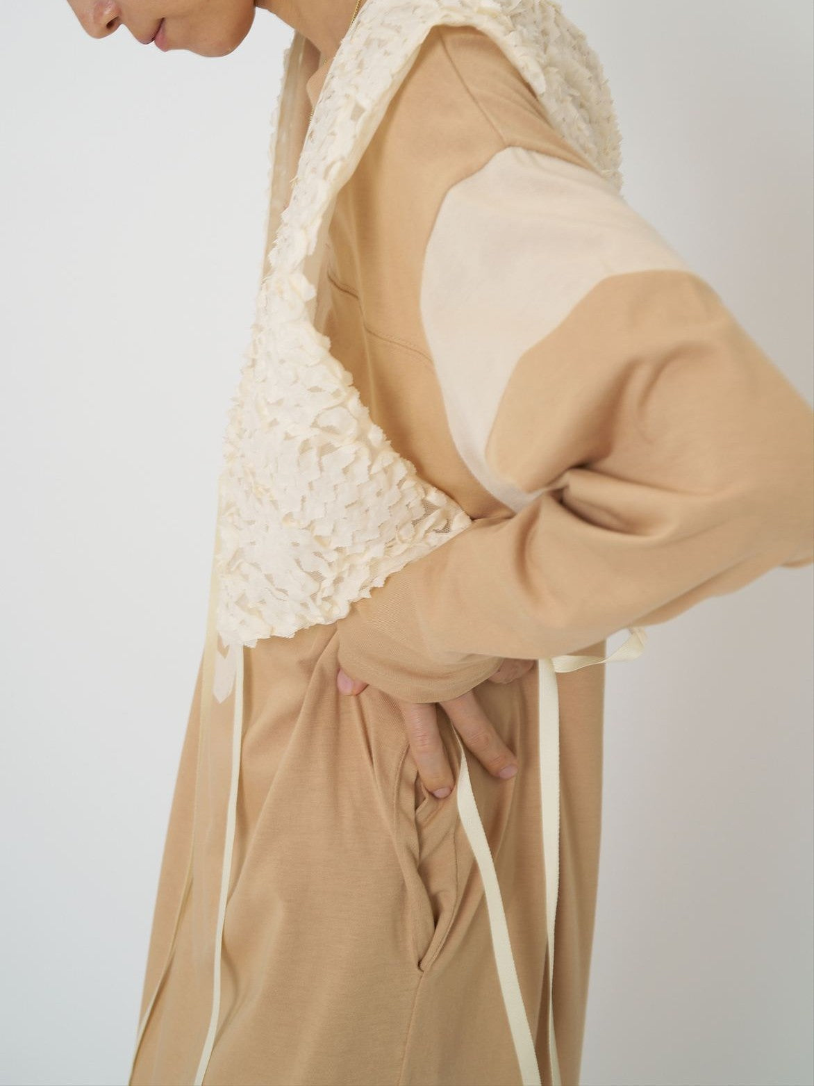 【CHIGNON】フリルエンブロミニベスト/1961-049BZ