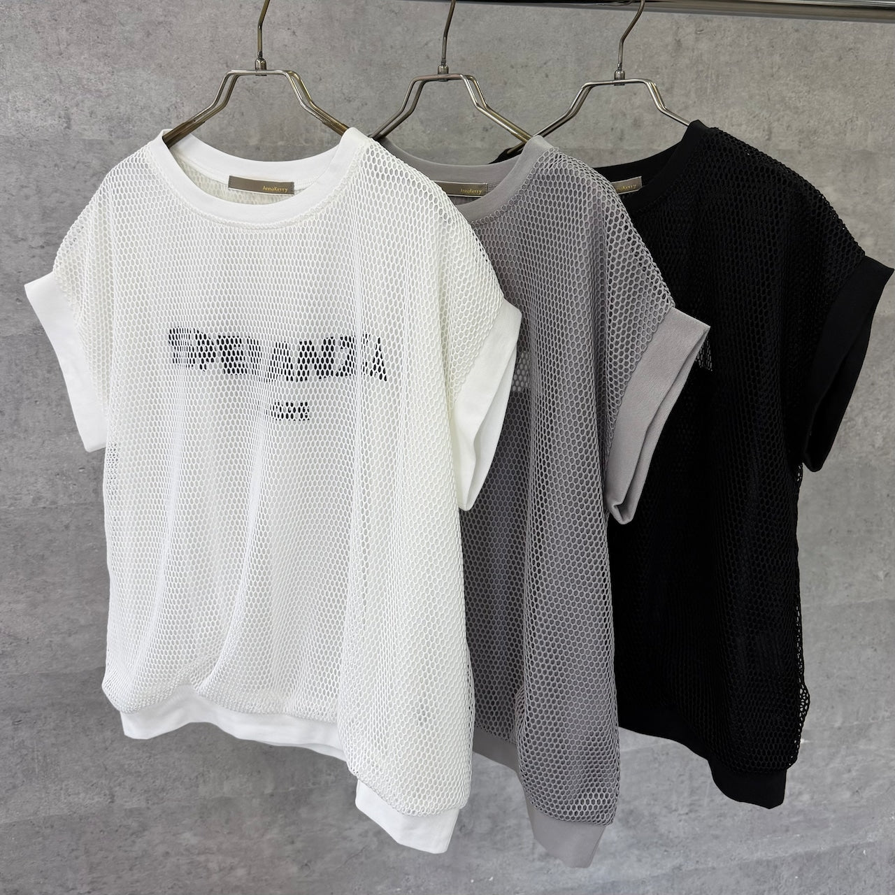 【Anna Kerry】メッシュレイヤードロゴブラウス/85262701