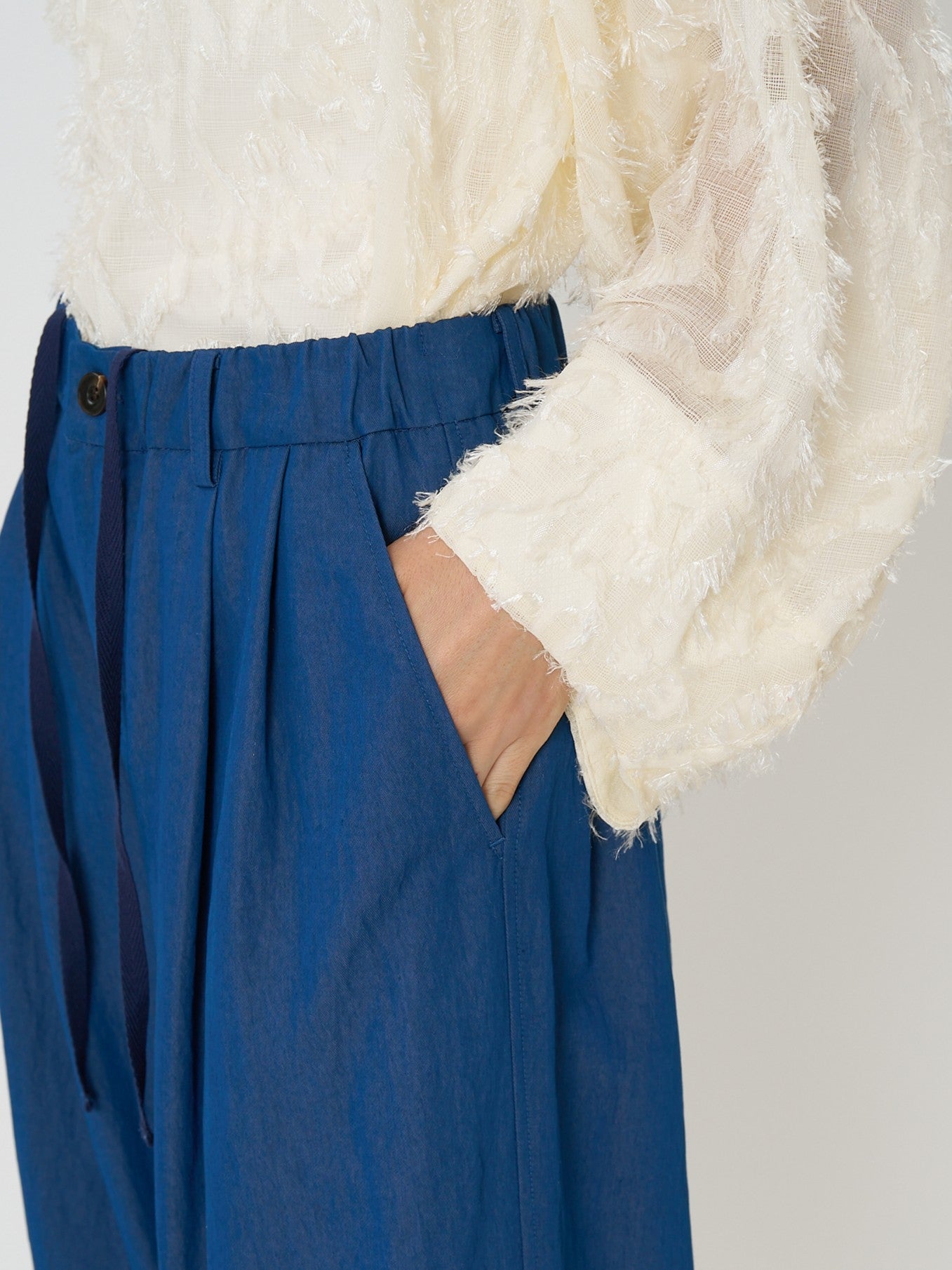 【CHIGNON】リラックスツイルタックパンツ/3861-008KK