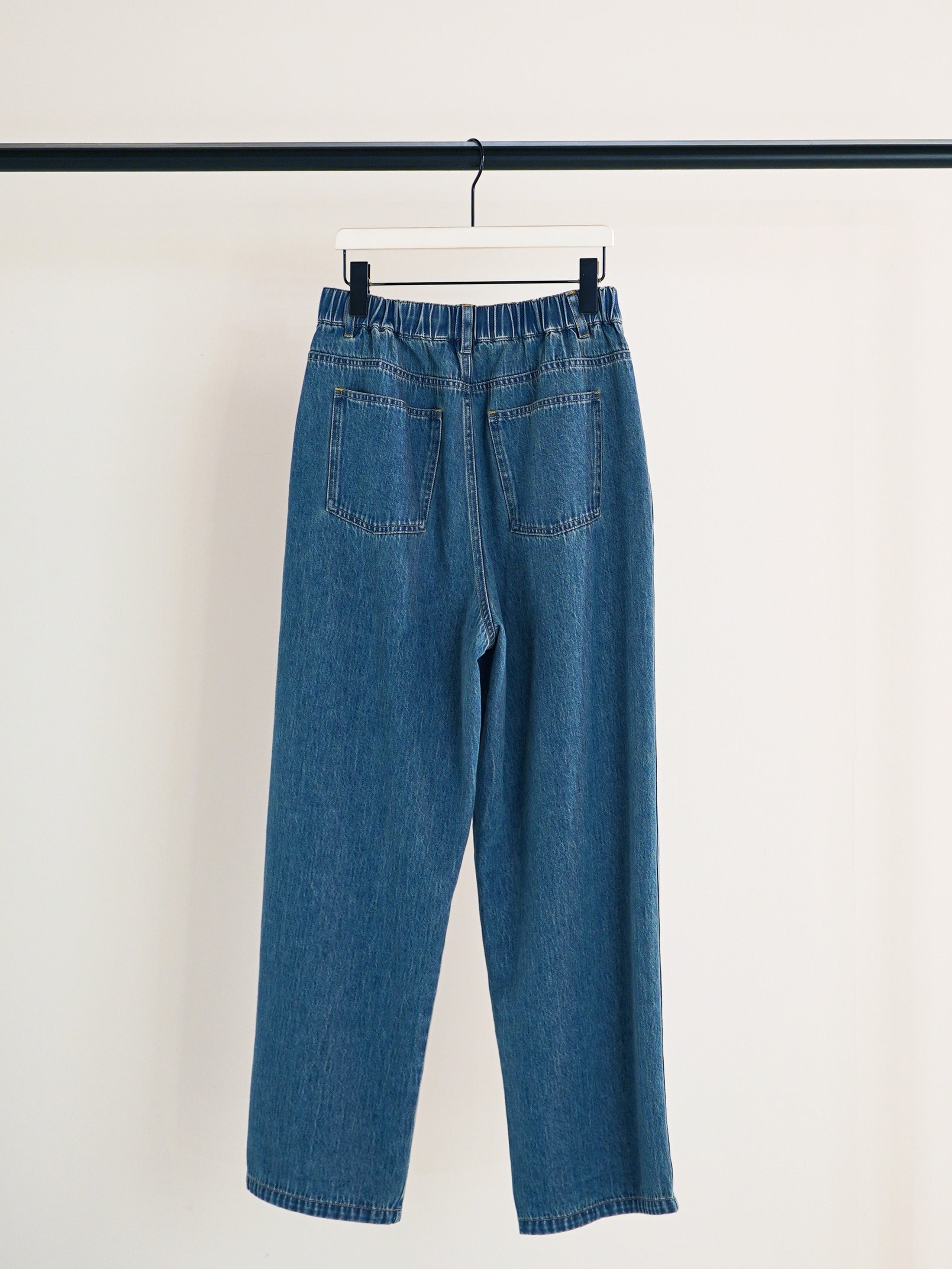 【CHIGNON】センターステッチデニムパンツ/3861-042BT