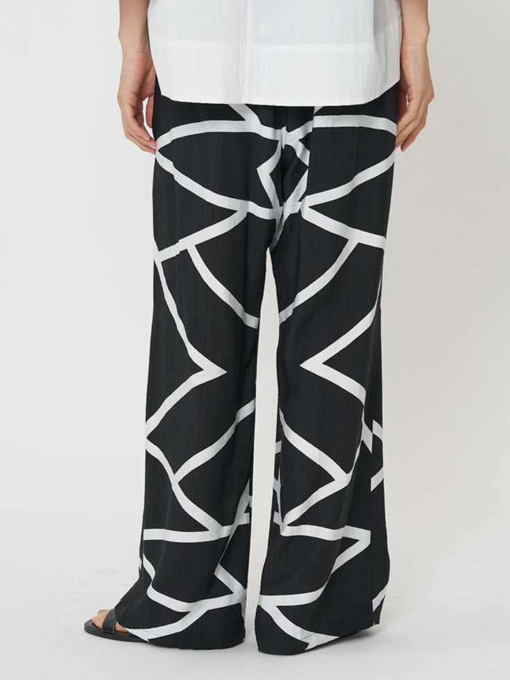 【CHIGNON】 ラインプリントイージーパンツ/3961-018KK