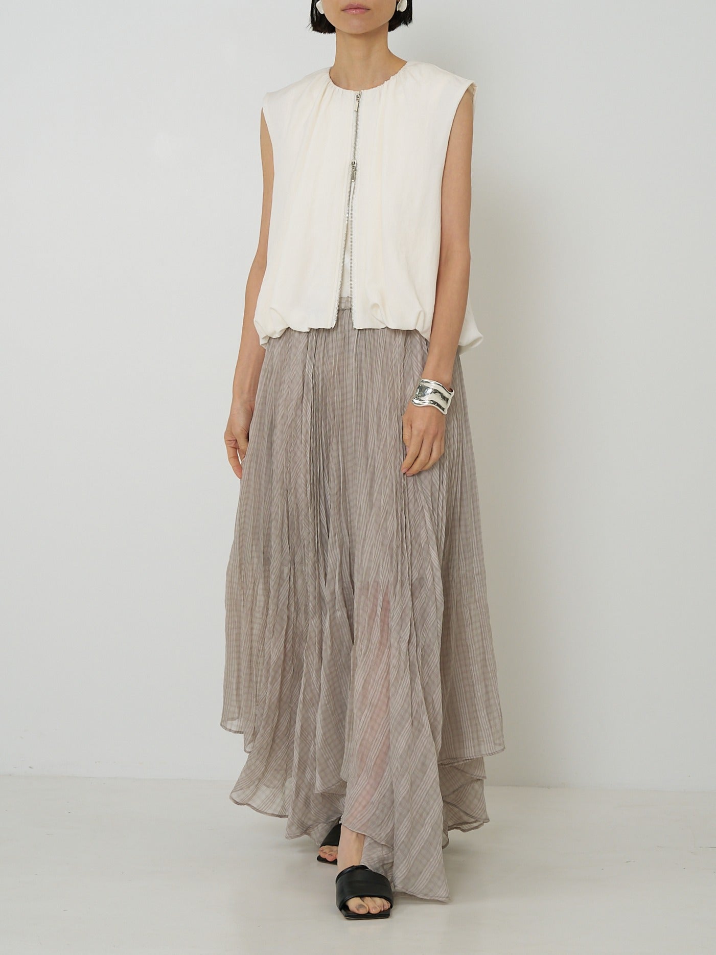 【CHIGNON】ダブルジップバルーンジレ/4261-025MK