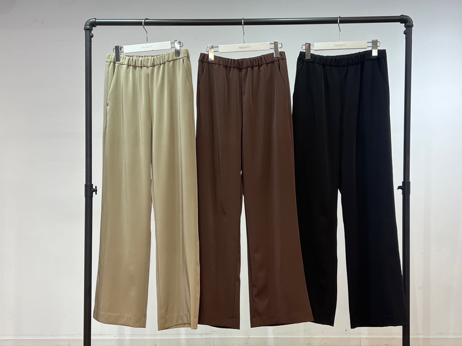 【PRIORITY】グロッシーパンツ/P66138LI