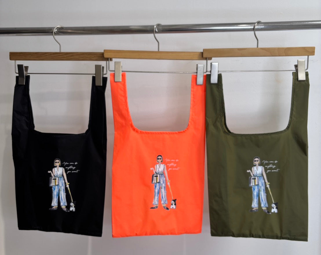 【ROSIEE】チャーム付女の子柄プリントマルシェバッグ/R781031