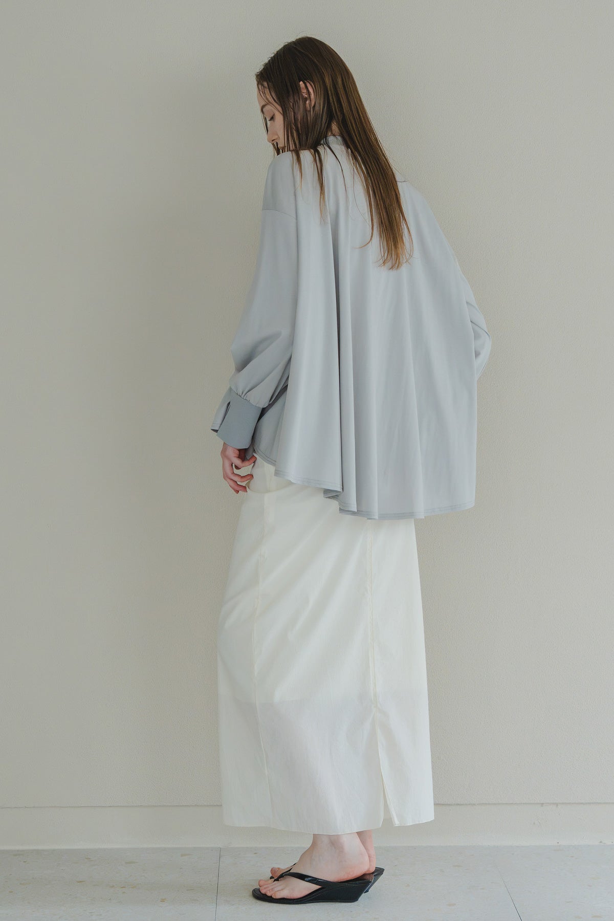 【WHYTO.】AラインフレアT/WHT26HCS4009