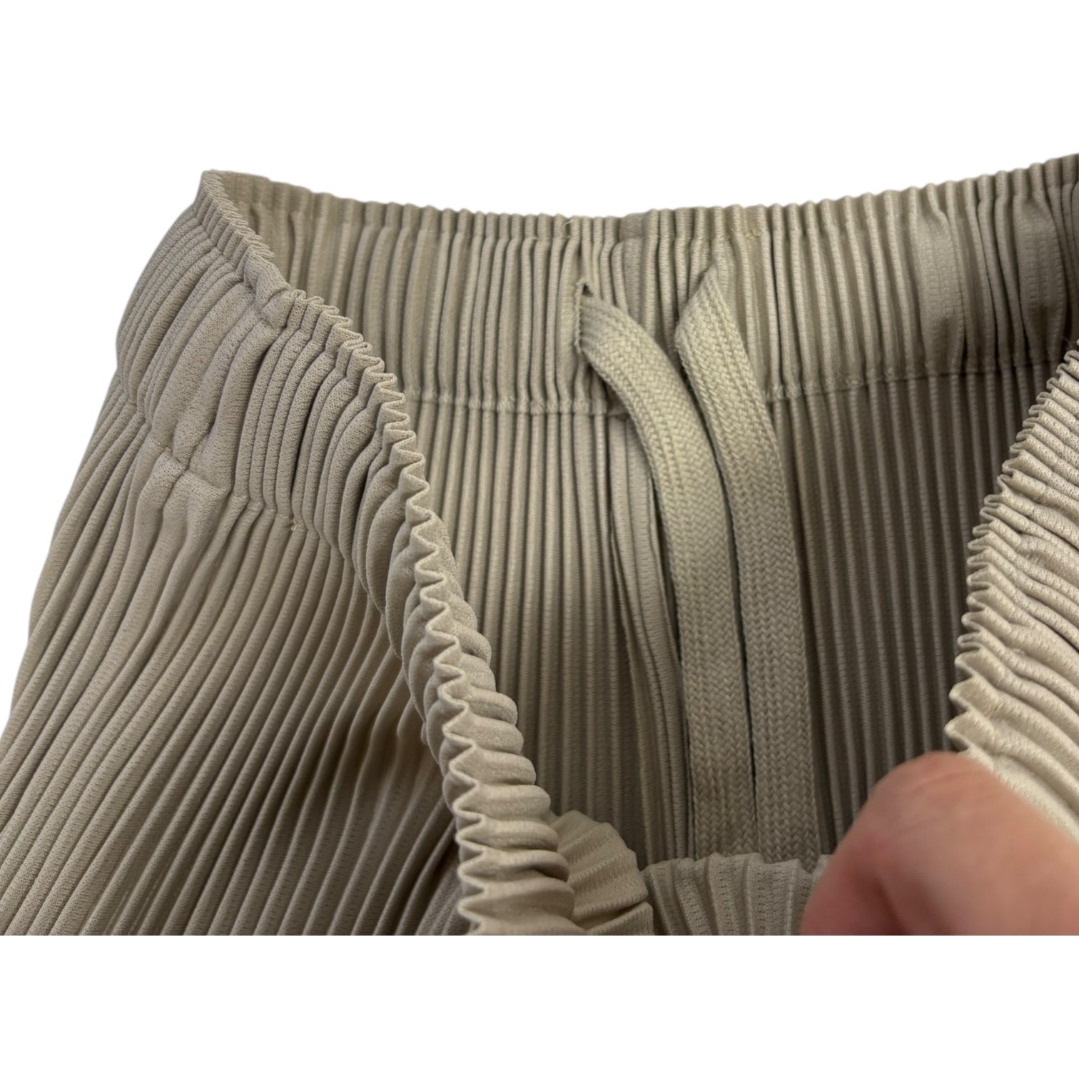 【ayane】プリーツ加工テーパードパンツ/816323