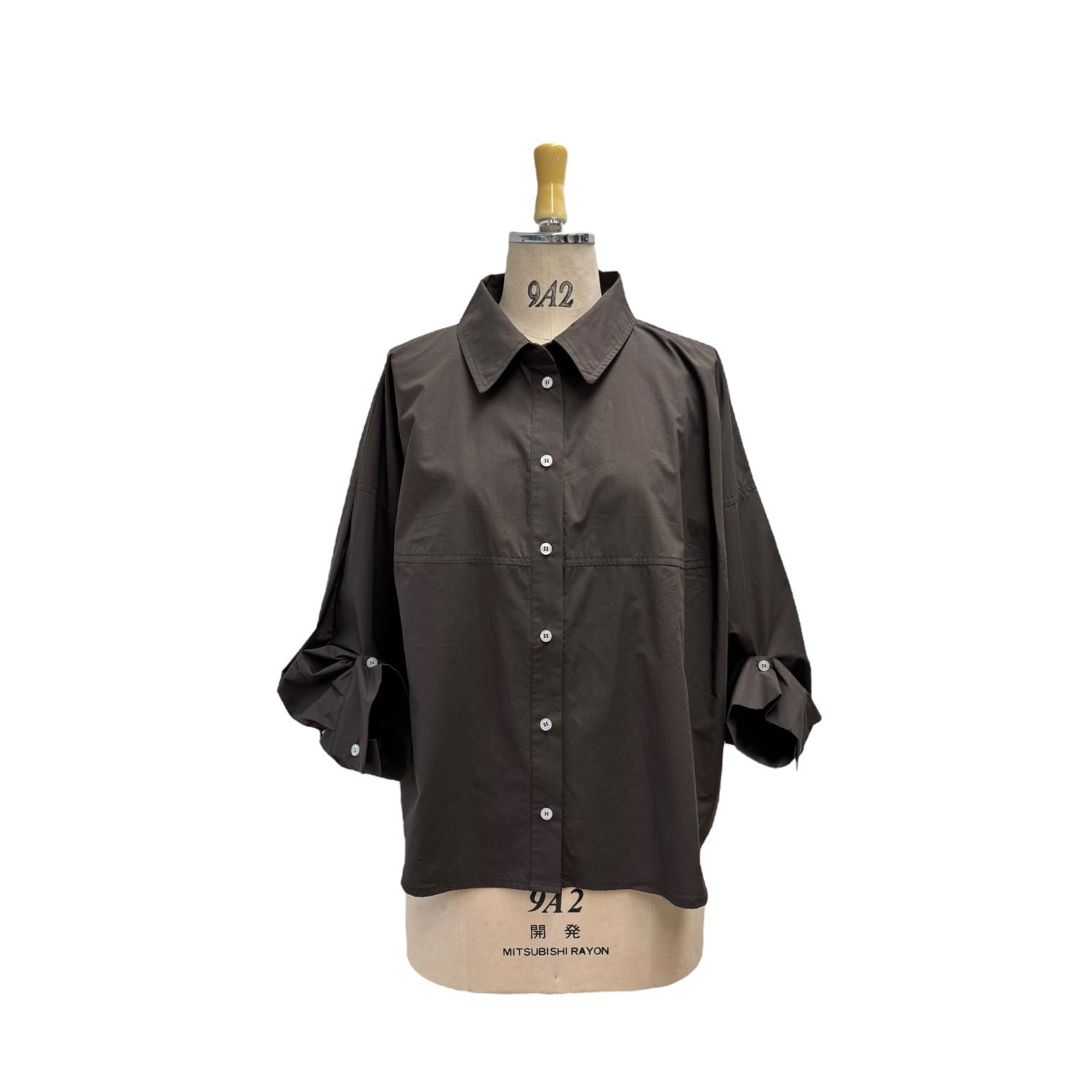 【ayane】ボタンタックスリーブシャツ/816330