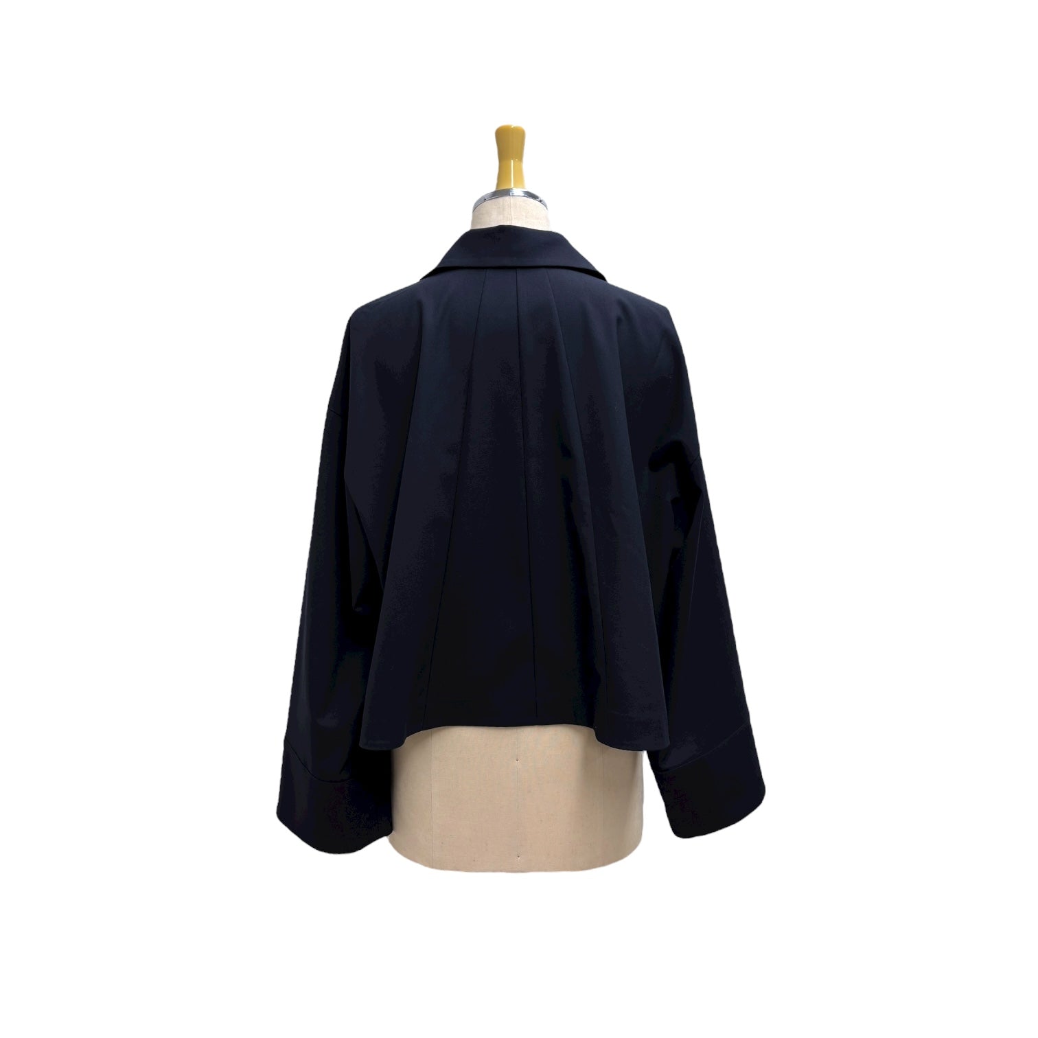 【ayane】ショート丈テーラードジャケット/816336