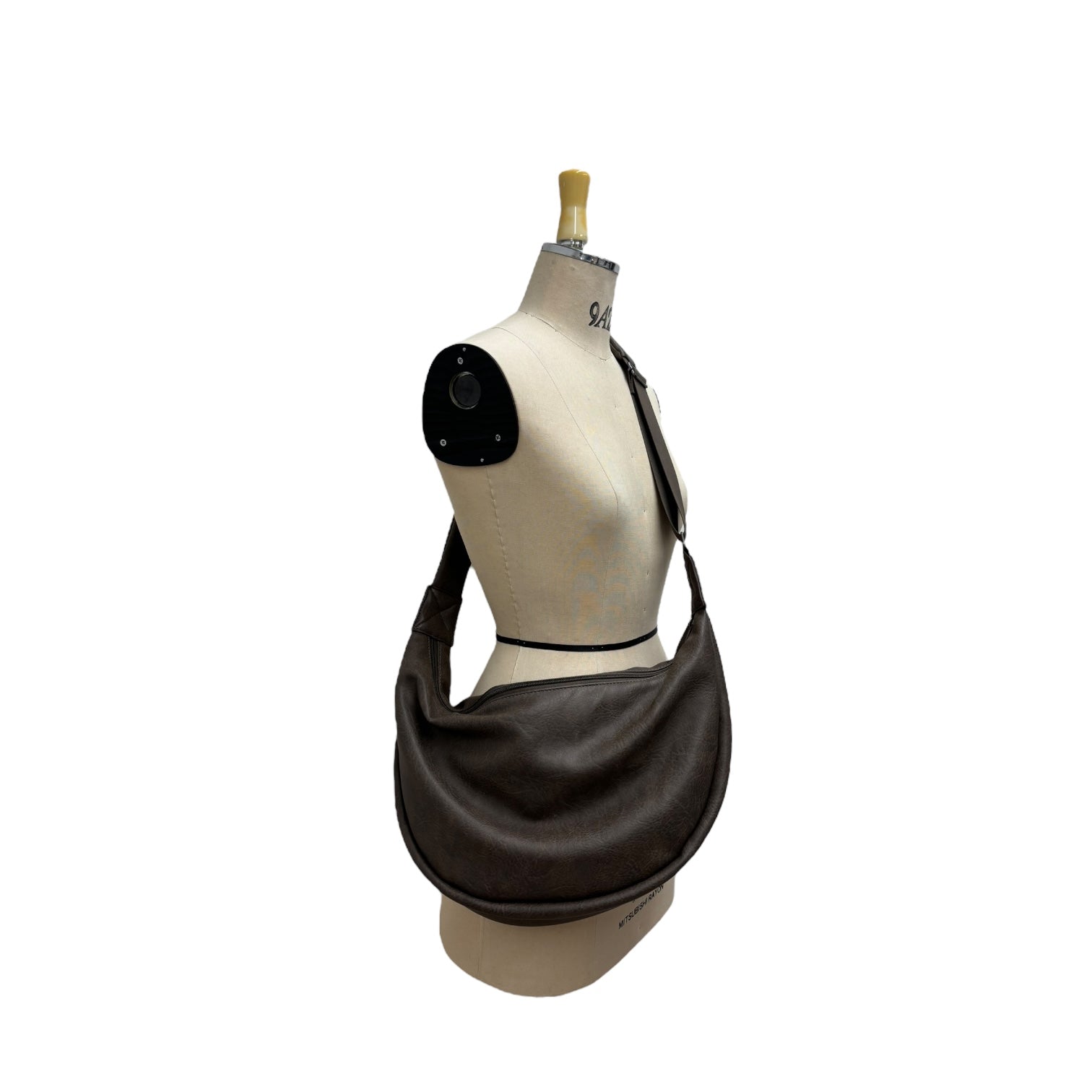 【ayane】エコレザーボディバック/816345