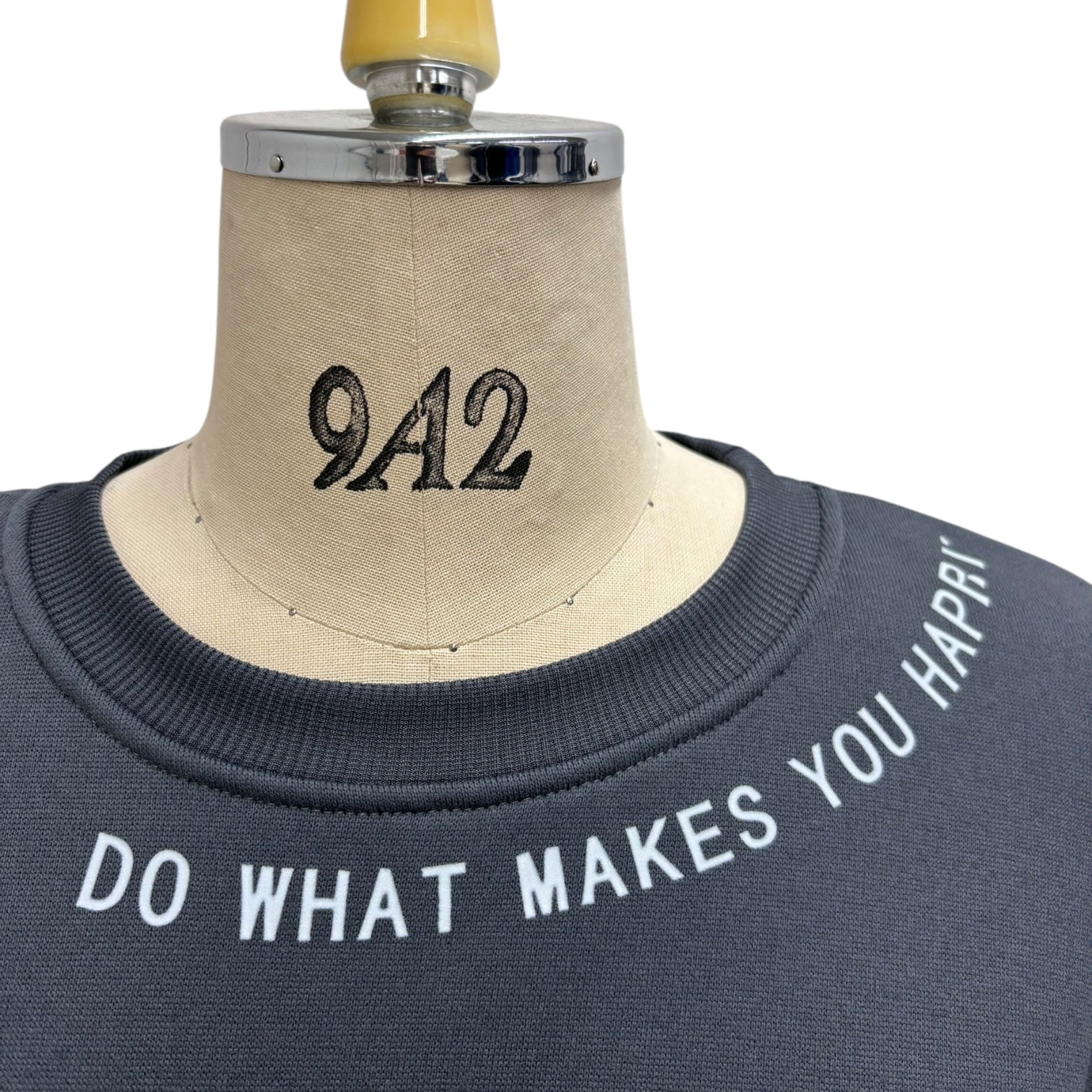 【ayane】袖ロゴ裏起毛プルオーバー/816350