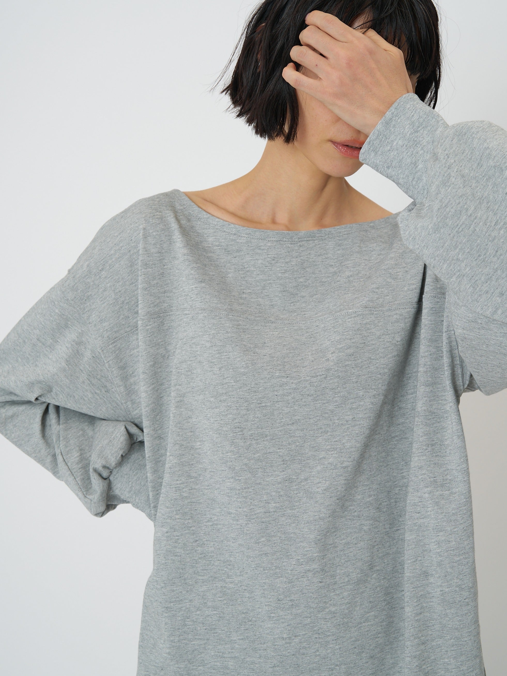 【CHIGNON】度詰天竺ボートネックロンT/8261-015KK