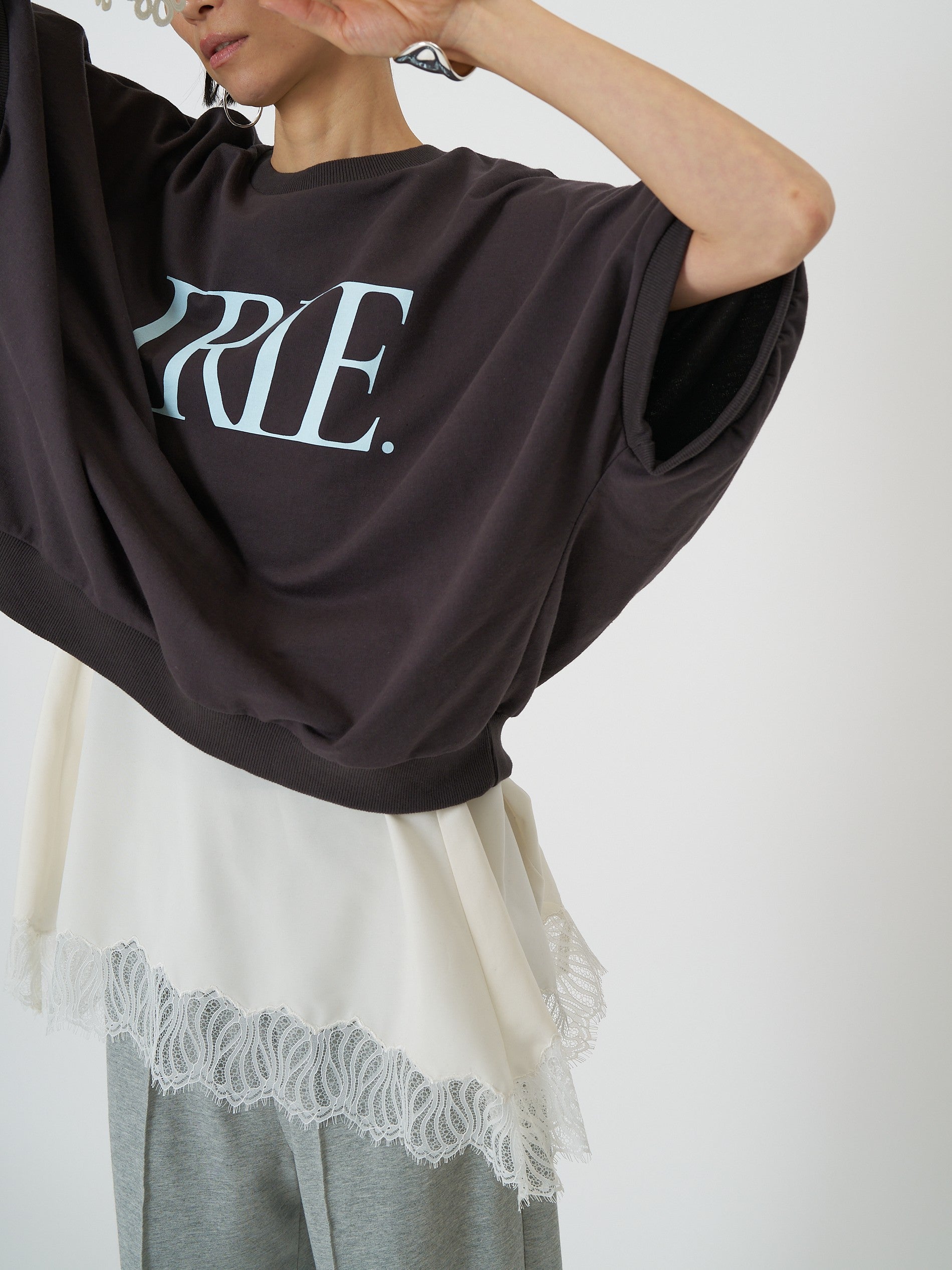 【CHIGNON】”IRIE”プリントドルマンプルオーバー/8461-105KK