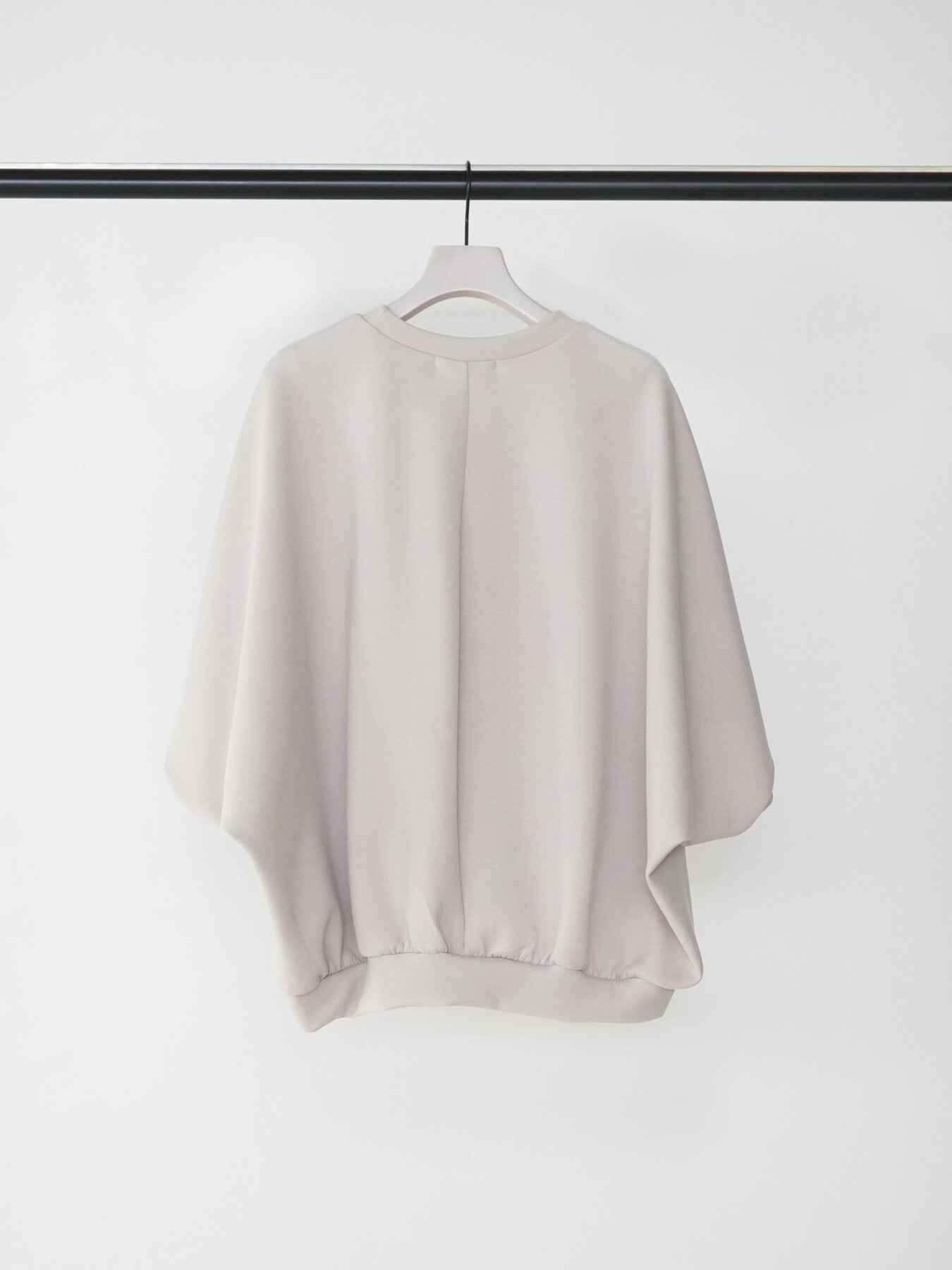 【CHIGNON】"LE DEPART"ドルマンプルオーバー/8463-713KK