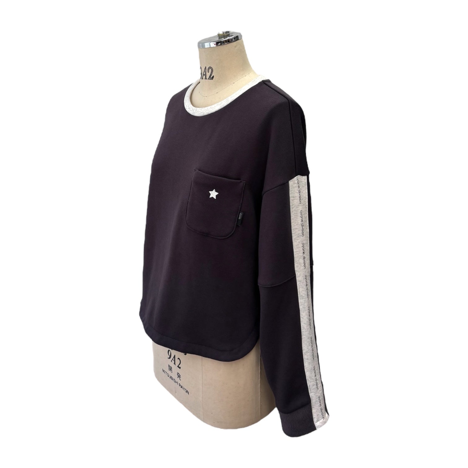 【ayane】スター刺繡ボンバープルオーバー/896104