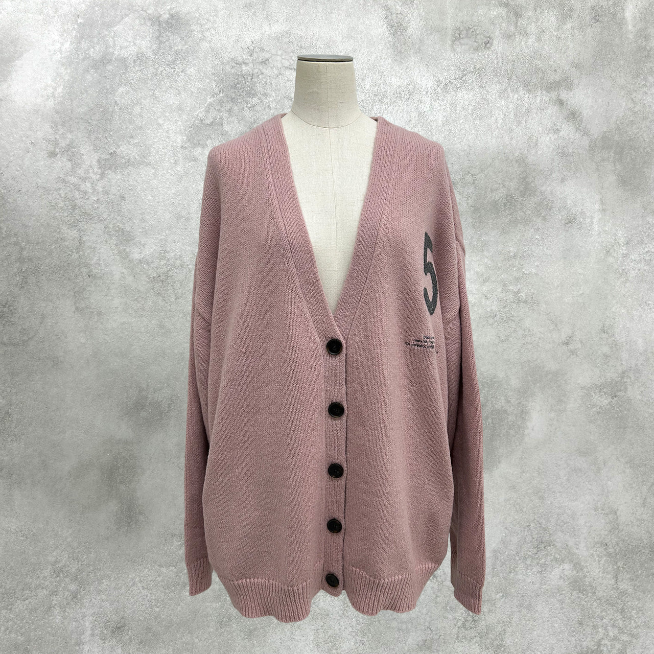 【ayane】ロゴ刺繡ニットカーディガン/897137