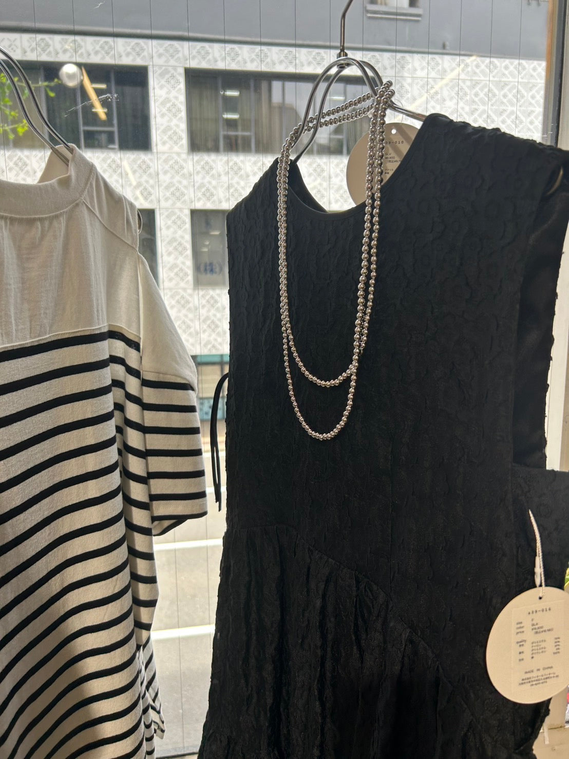 【再入荷】【anana】ロングボールチェーンマグネットネックレス/a09-010