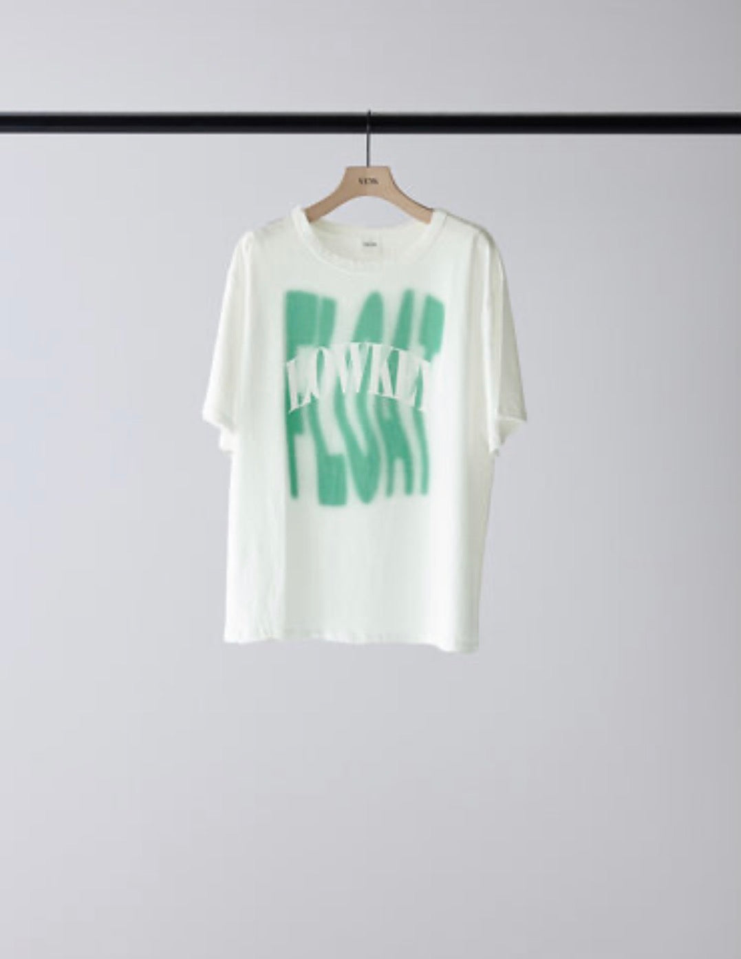 【YENN】LOWKEYプリントTシャツ/Y261-82028