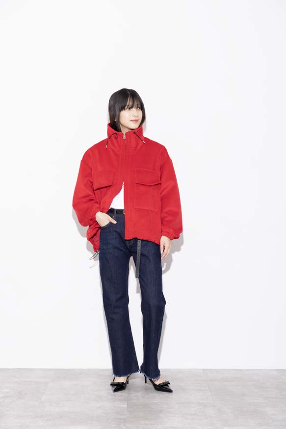 ayane新品未使用⭐アジャスター付き　タックデニムパンツ⭐ストレッチ素材 デニムパンツ