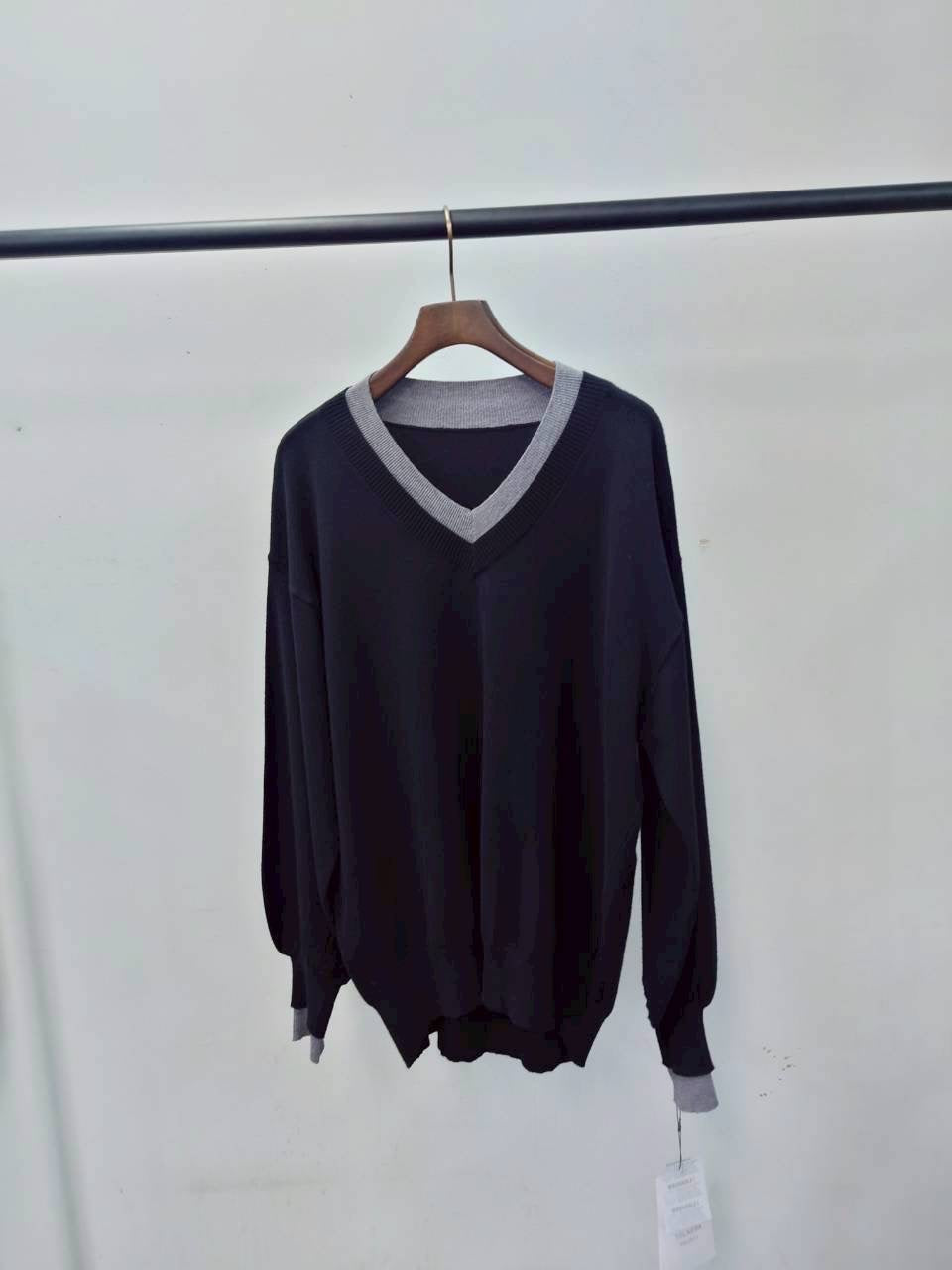【PRIORITY】Vネック配色ニット/T57020BF