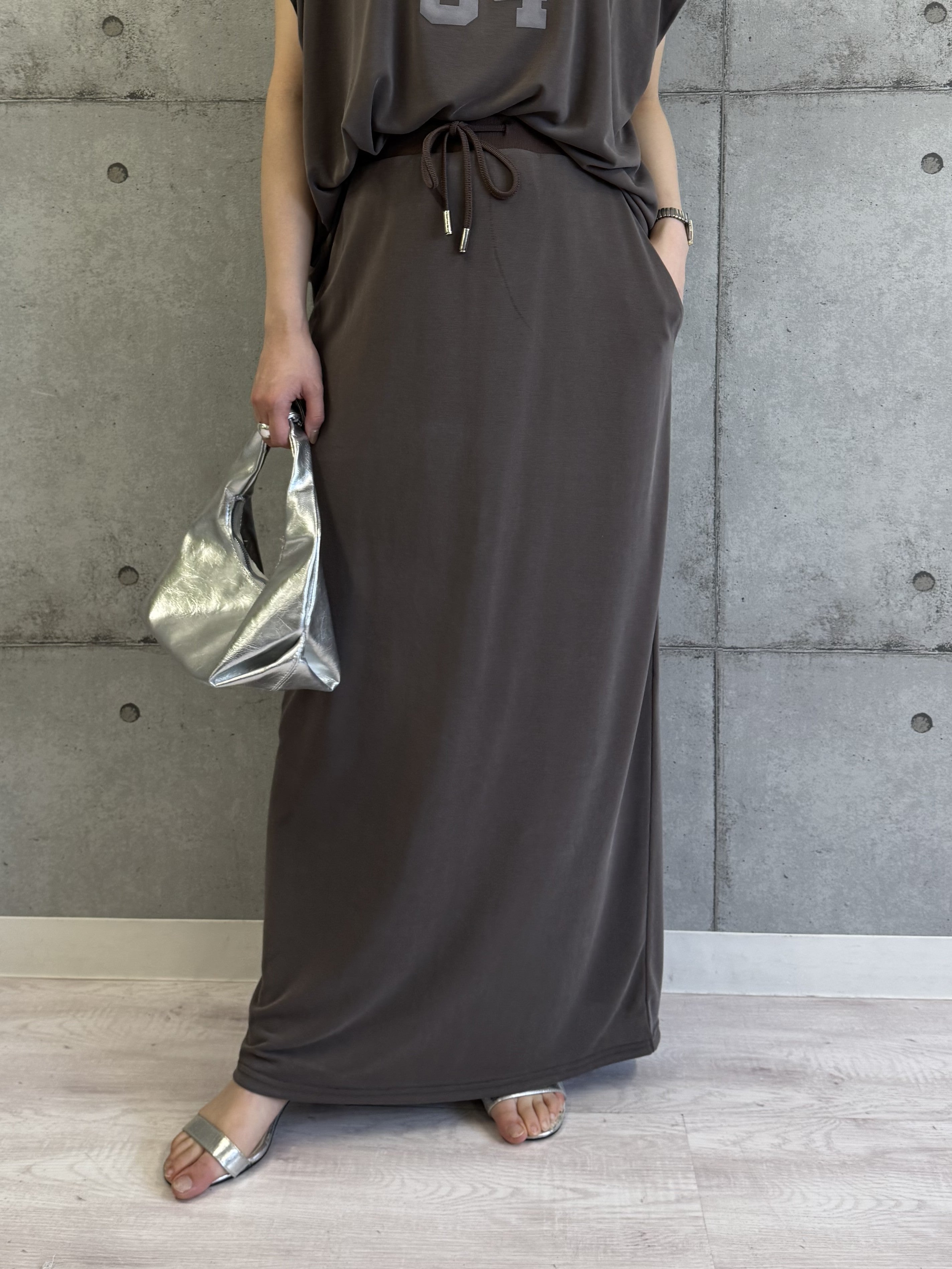 【ROSIEE】ソフトな風合いIラインスカート/R810305