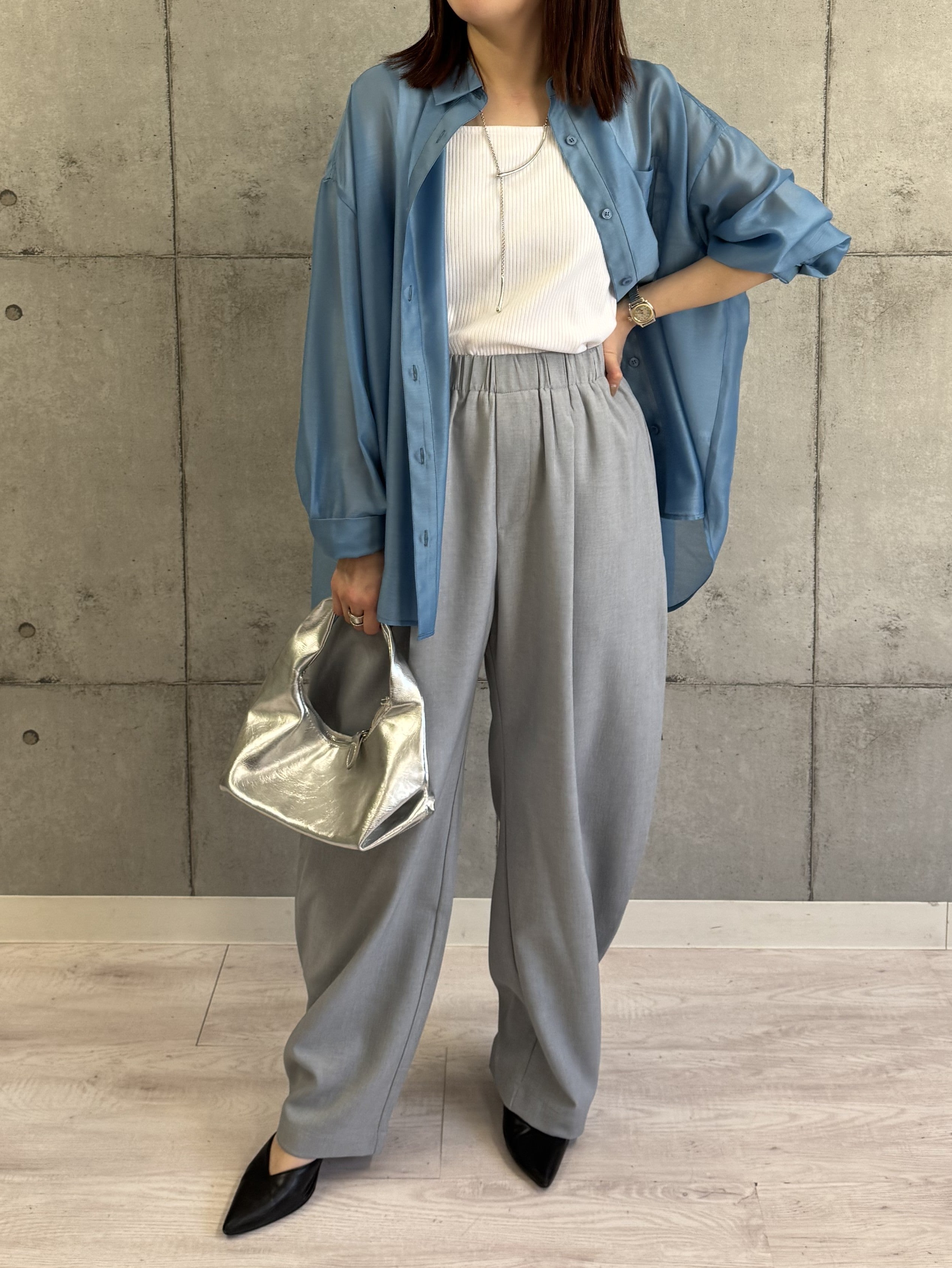 【ROSIEE】後ろシャーリングシアーシャツ/R813213