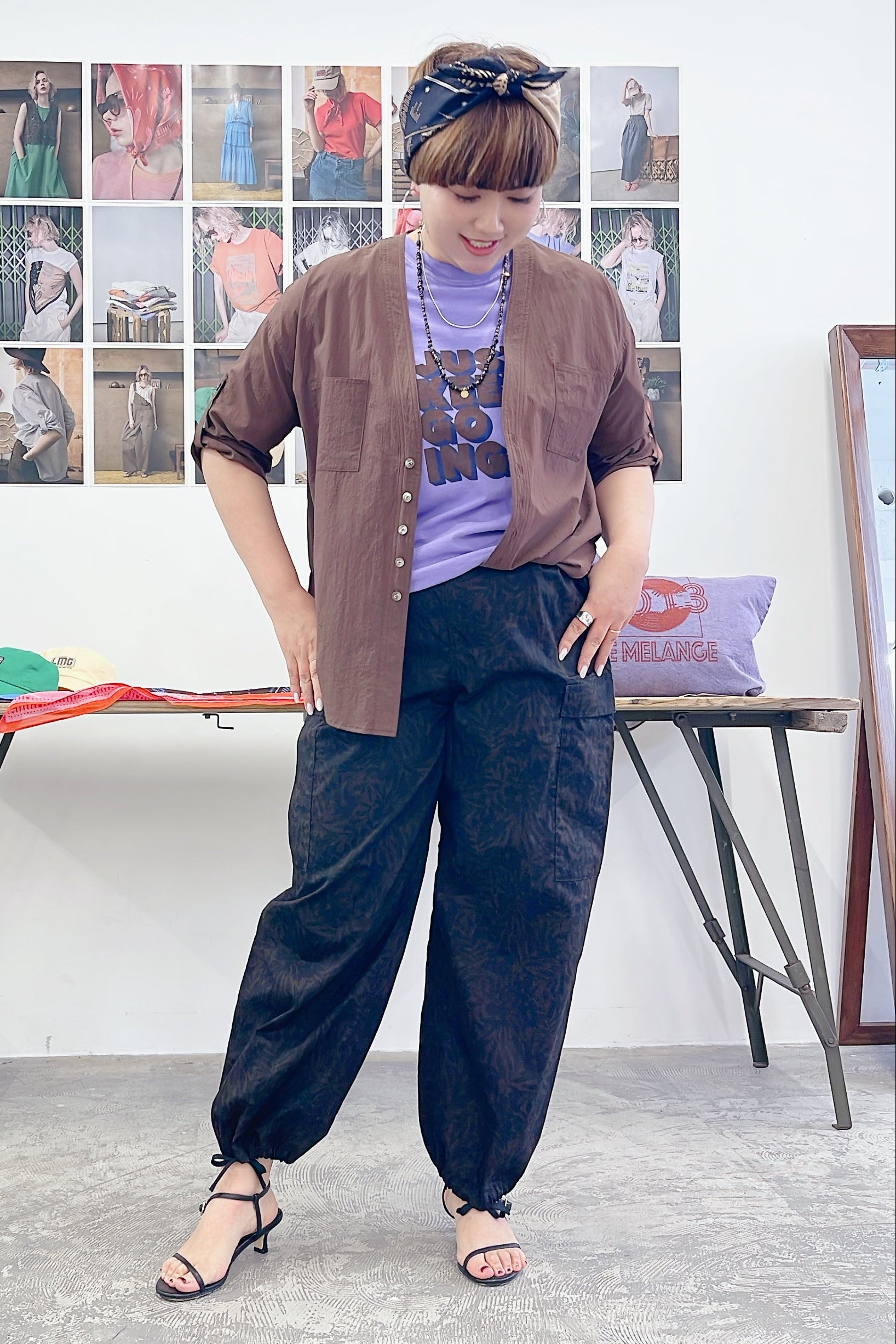 【LE MÉLANGE】ロゴプリントTシャツ/8621005