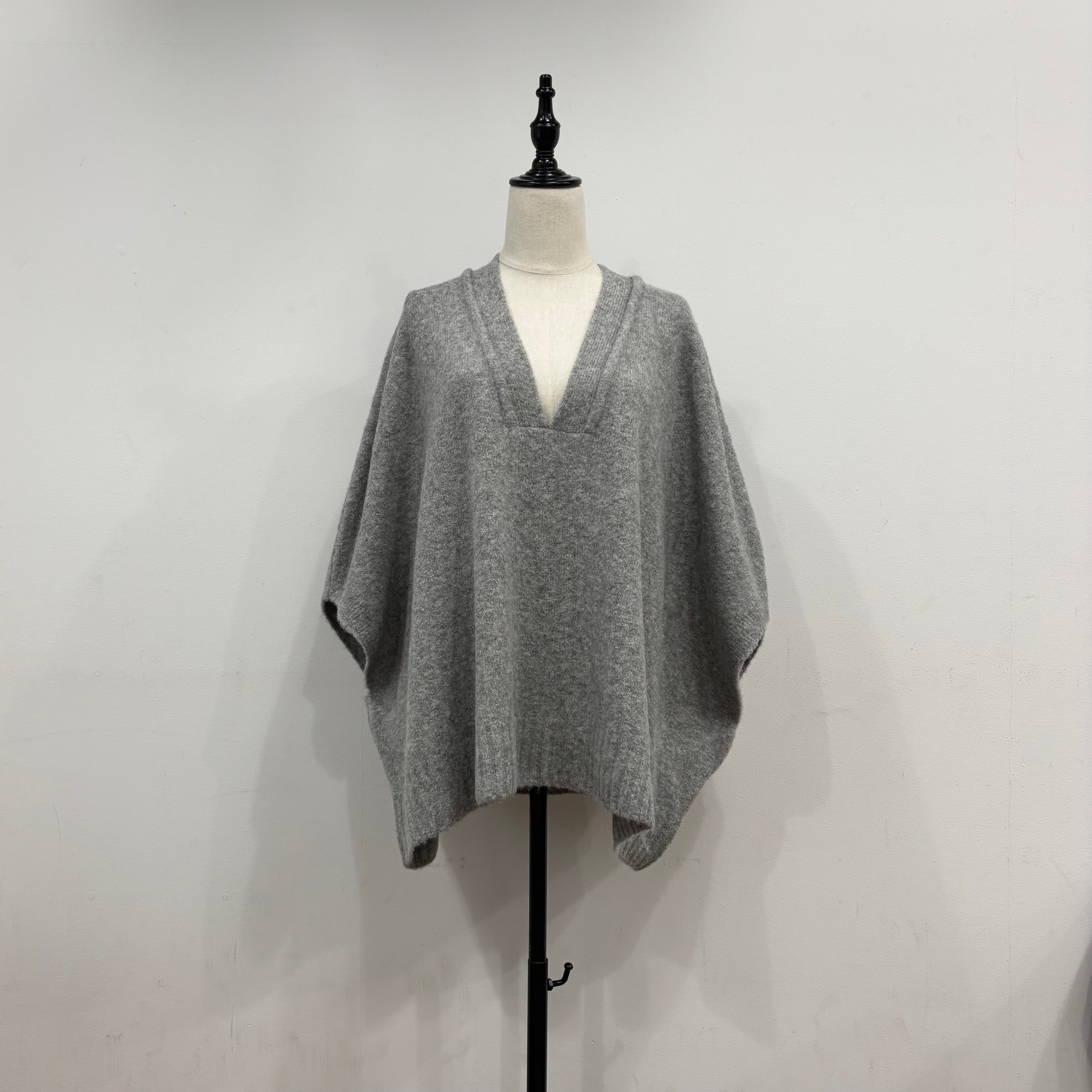 【siro de labonte】Vネックポンチョベスト/R553108